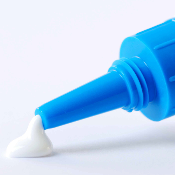 KLEBESTOFFE & MONTAGEWACHSE