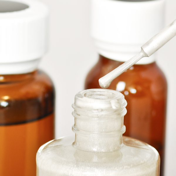 KOLLOIDALE VERBINDUNGEN & LEITFÄHIGE KLEBESTOFFE