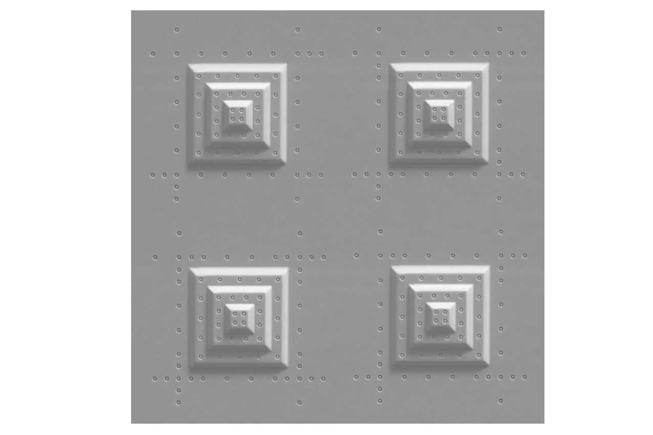 3D Kalibrierungsstandard - MMC80 SEM